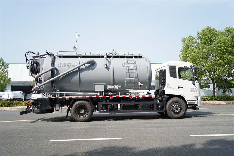 【汉成牌】东风天锦VR-18吨清洗吸污车 6.1方清水罐+7.8方污水罐